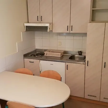 Summer Hostel